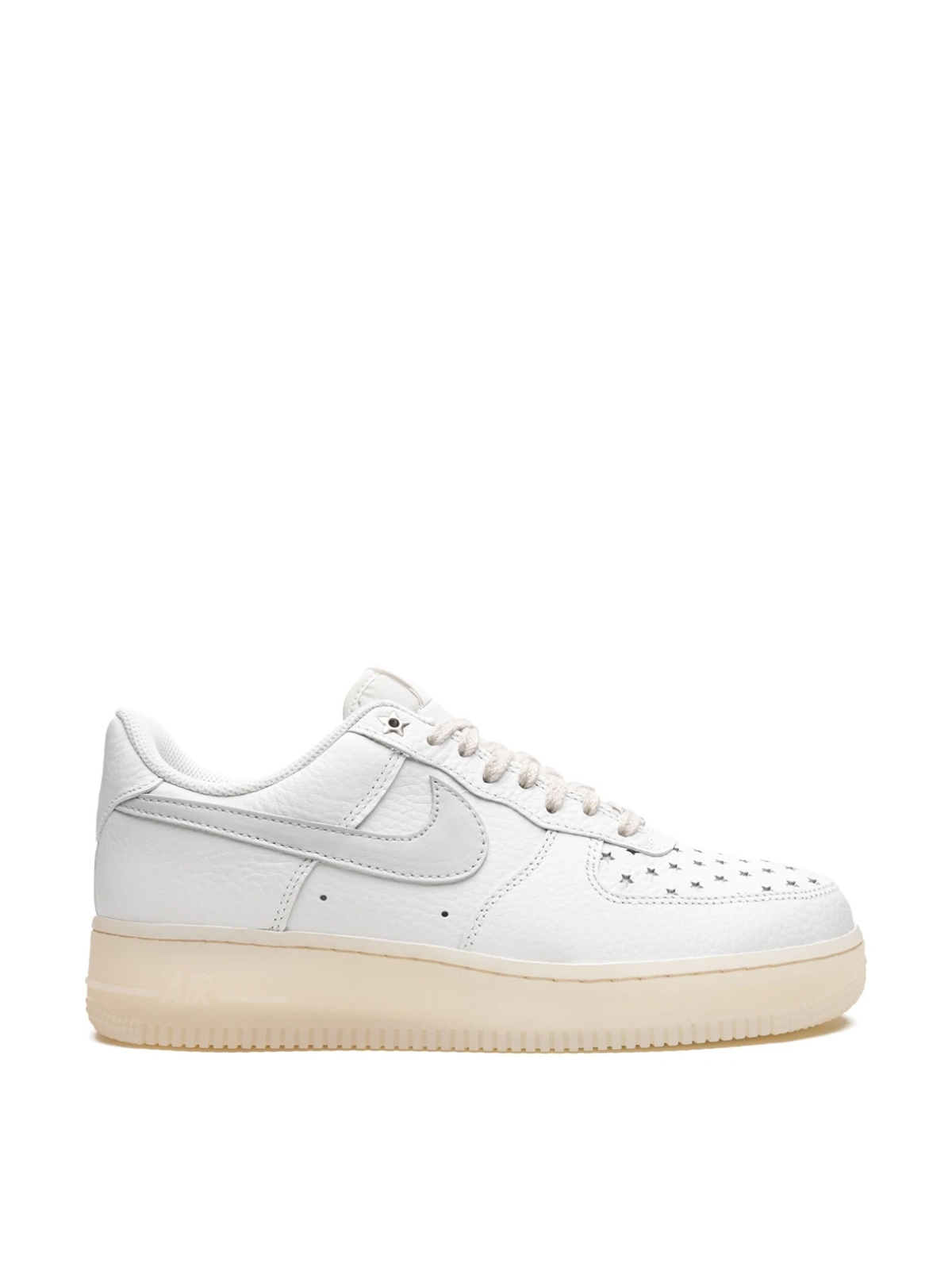 Nike White Air Force 1 07 Sneakers