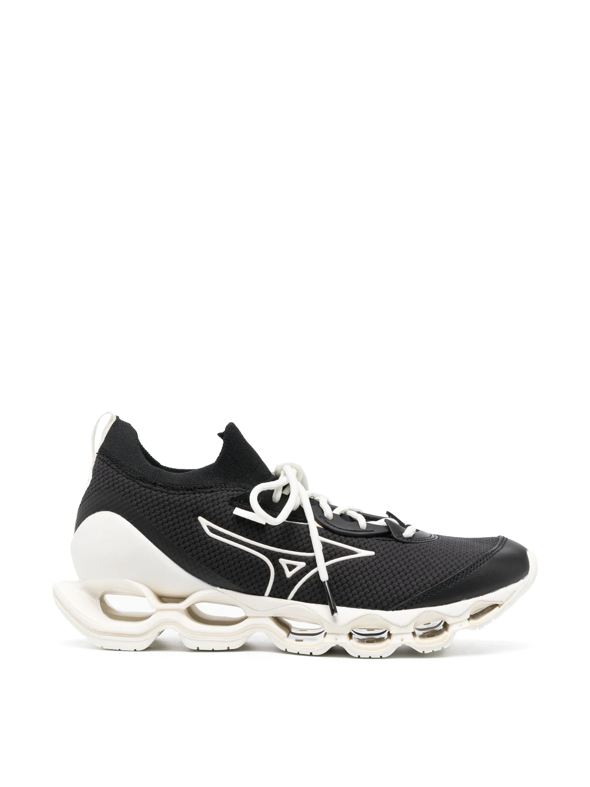 Mizuno Black and White Wave Prophecy ß Sneakers