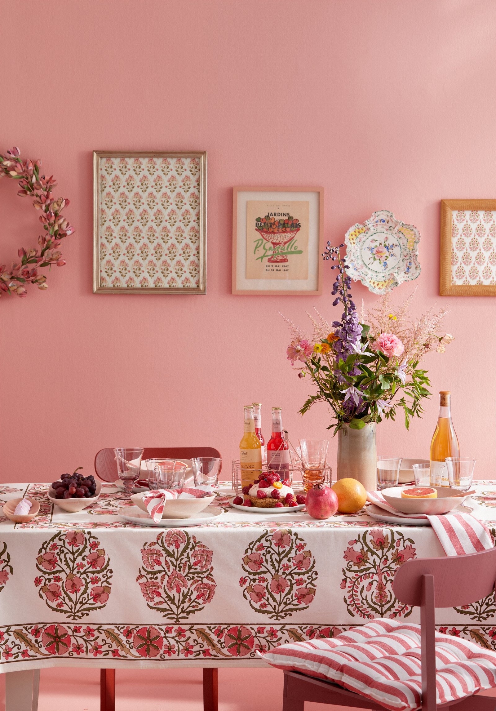 Bungalow Tablecloth In Rosette Rose