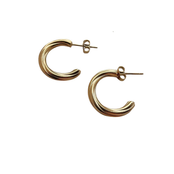 Little Nell 18k Gold E060 Plated Twist Hoop Earrings