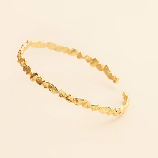 TUSKcollection Susu Gold Textured Cuff Bangle