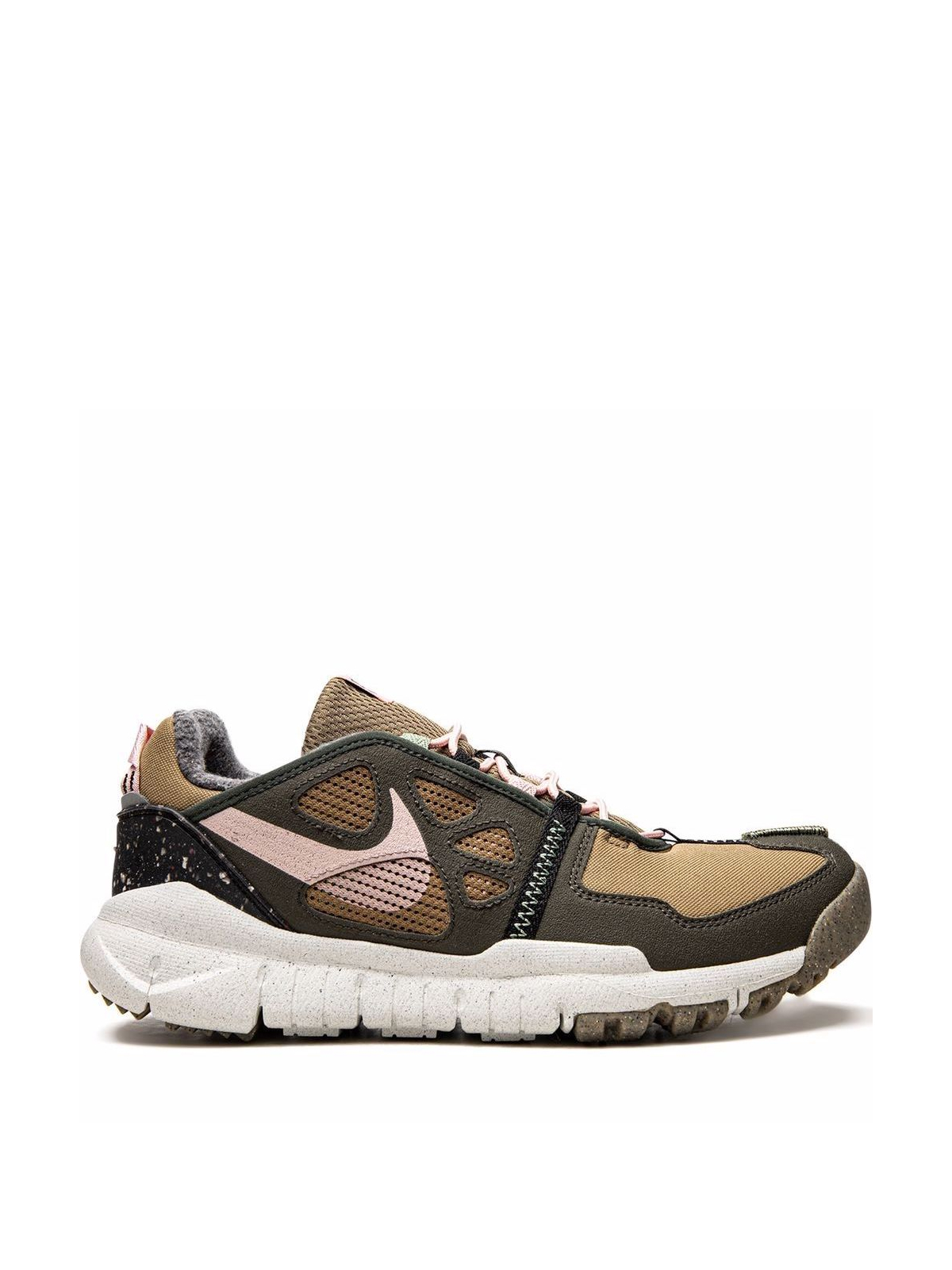 Nike Free Terra Vista Sneakers