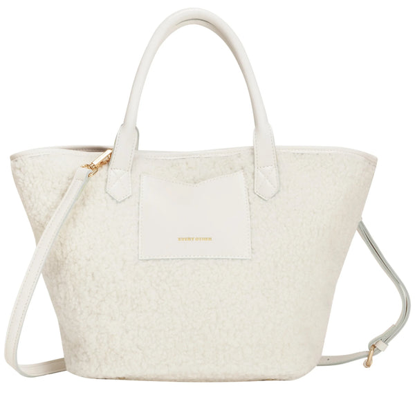 Every Other 12036 Large Bucket Style Sherpa Bag In White