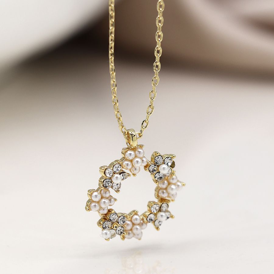  POM Jewellery Gold Plated Floral Circle Stud Necklace