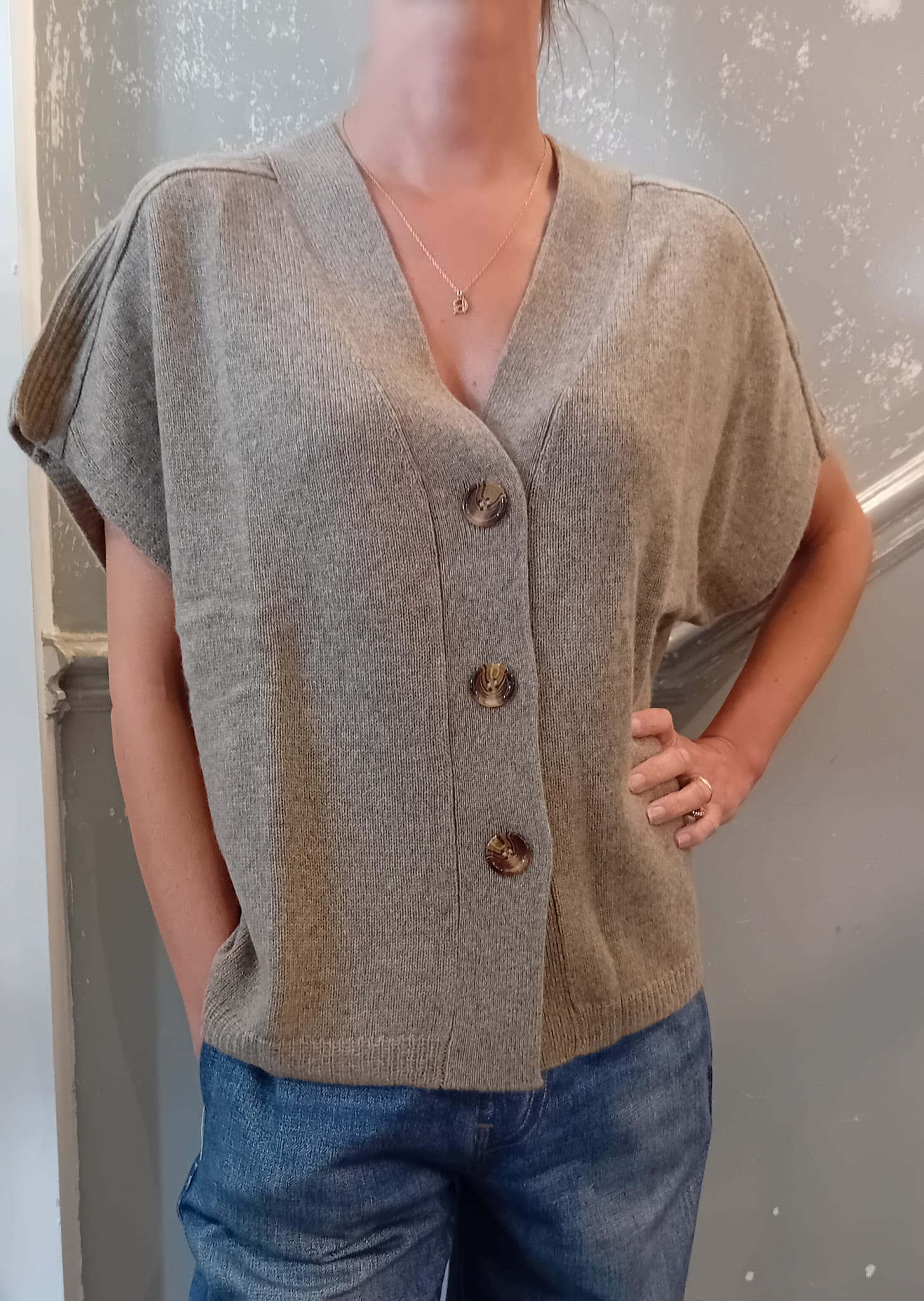 VK Cashmere Van Kukil Roos Sweater