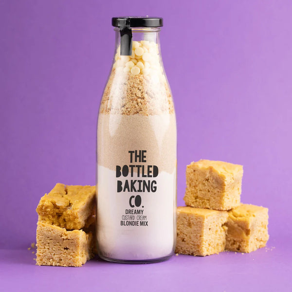 THE BOTTLED BAKING CO Dreamy Custard Cream Blondie Mix