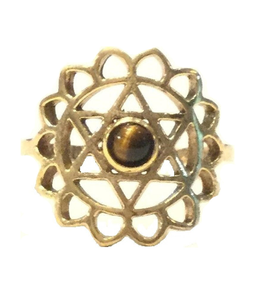 Urbiana Geometric Flower Ring With Stone