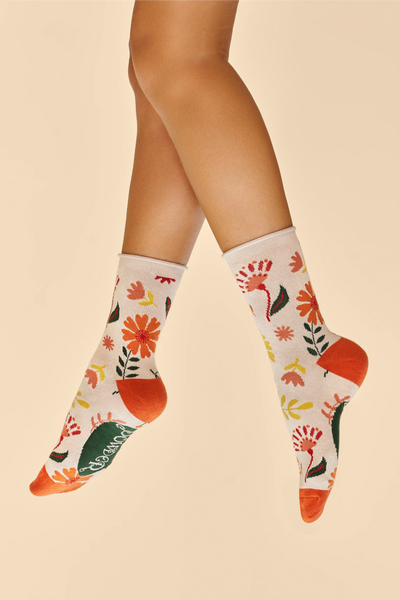 Powder Soc672 Watercolour Flowers Ankle Socks In Cream