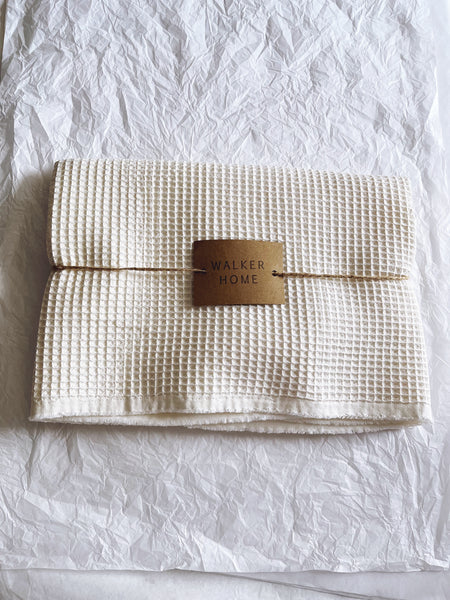 Walker Home Selvedge Waffle Cotton Bath Towel - Ivory