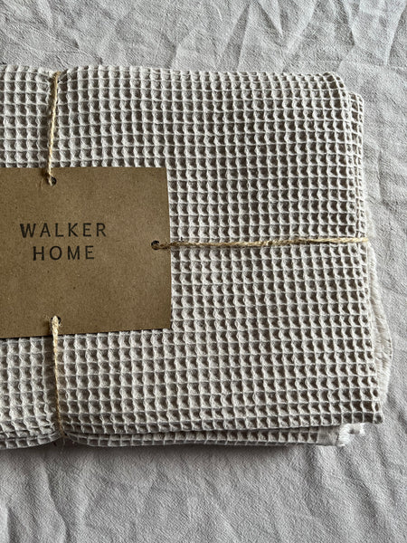 Walker Home Selvedge Waffle Cotton Bath Towel - Oatmeal