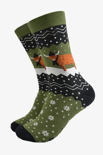 Miss Shorthair Ltd 4510chhcgr Men's Bamboo Socks - Green, Winter Highland Cow