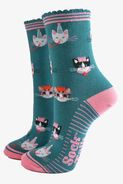 Miss Shorthair Ltd 4501pacagr Women's Bamboo Socks - Green, Party Cats