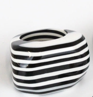 MYDORIS Small Chunky Ring - Black & White Striped