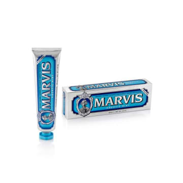 Marvis Aquatic Mint Toothpaste In Green