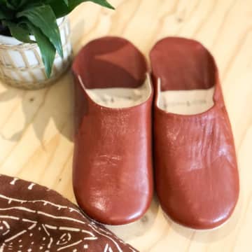 Beldi Maison Men's Moroccan Leather Babouche Slippers In Brown