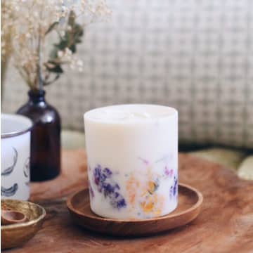 Mother's day candles, diffusers and body products – the MUNIO