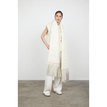 Gushlow & Cole Long Knitted Scarf With Shearling Fringe
