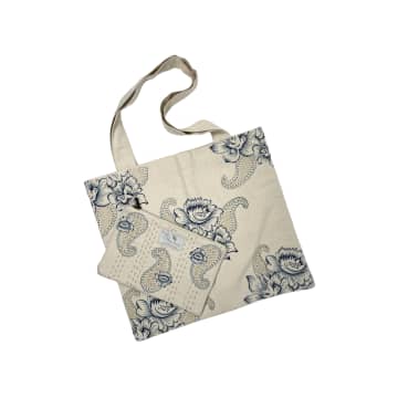 Pale & Interesting Set Of Roses And Paisley Canvas Tote And Kantha Anything Bag In Natural/natural