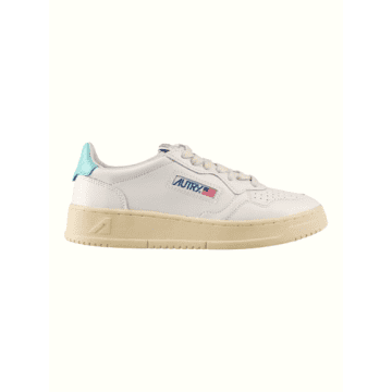 Autry Women Medalist Low Leather Shoes In White