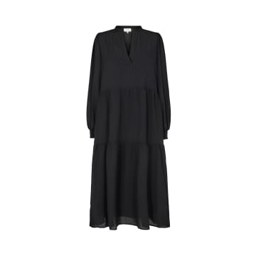 Levete Room Lr-whistle 2, Dress In Black