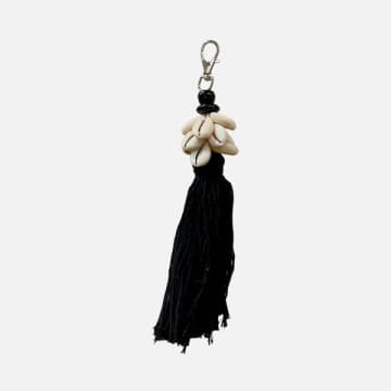 Uma Cantik Alor Key Chain Cowrie In Black