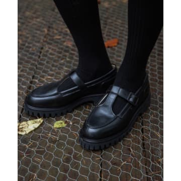Beaumont Organic Aw23 Ashford Mary Jane Buckle Shoe In Black