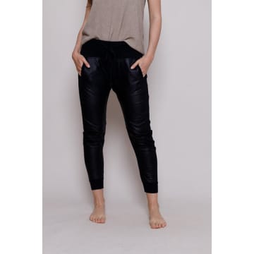 Dragonfly Boutique Online Suzy D Vegan Leather Leggings In Black