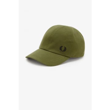 Fred Perry Pique Classic Cap In Green