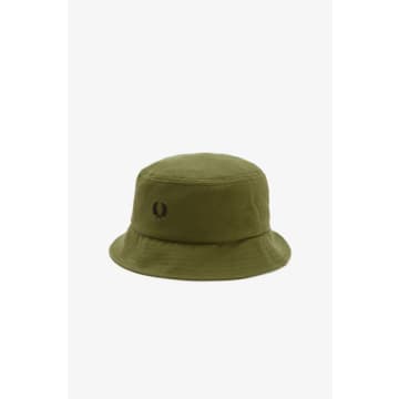 Fred Perry Pique Bucket Hat In Green