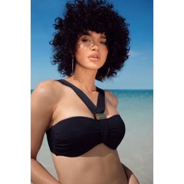 Naia Beach Selene Bikini Top In Black