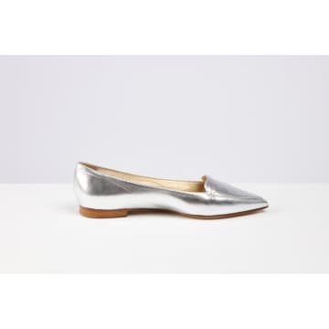 Made The Edit Izzy Silver Flats In Metallic