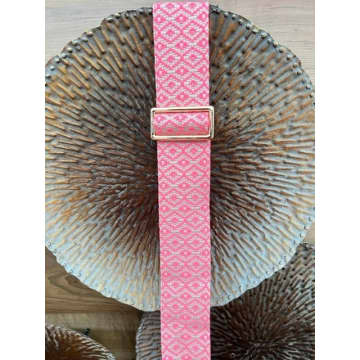 Renes Fashion Pink Knit Diamond Crossbody Strap