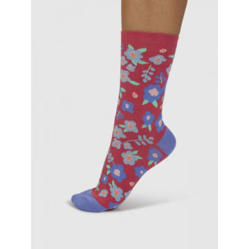 Thought Spw880 Mapel Floral Bamboo Socks In Radish Pink
