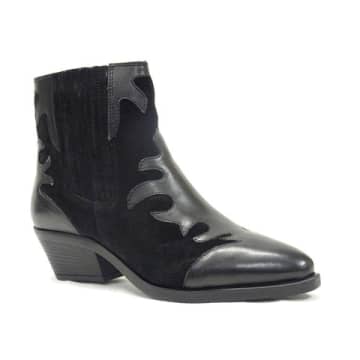 Maruti Tessy Leather Boots In Black