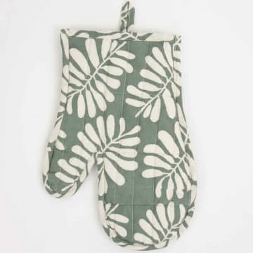 Leaf Oven Glove, Green - A world of craft @ RoyalDesign