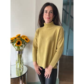 Van Kukil ‘zyves' Sweater In Gold