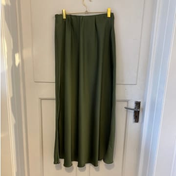 Anorak Lea J Maxi Satin Skirt Forest Green One Size 8 To 14
