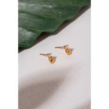 El Puente Drop-shaped Stud Earrings With Freshwater Pearl // Gold