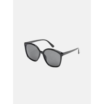 Numph Nunicoler Sunglasses In Gray