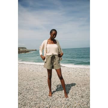 Beaumont Organic Honor-may Cotton Linen Shorts In Khaki In Neutrals