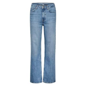 Shop My Essential Wardrobe 35 The Louis Jeans Medium Blue