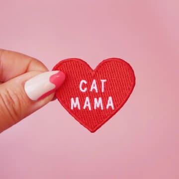 Malicieuse Cat Mama Iron-on Patch In Red
