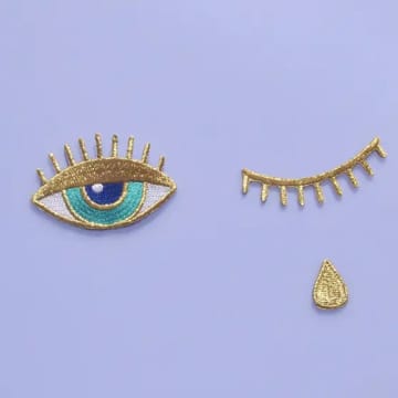 Malicieuse Trio Eye+lashes+teardrop Iron-on Patches (3 Pieces) In Gold