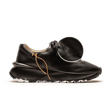 Tracey Neuls Dot Smoke | Leather Sneaker In Black