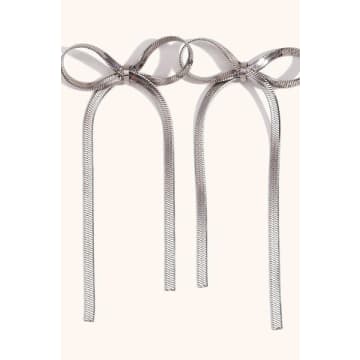 White Leaf White Flat Chain Silver Bow Earrings