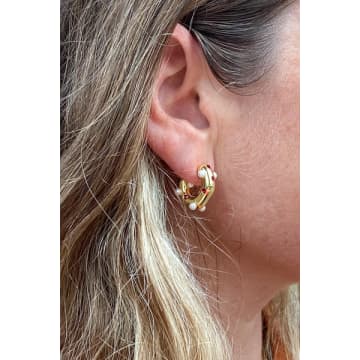 Shyla Lua Pearl & Ruby Earrings In Gold