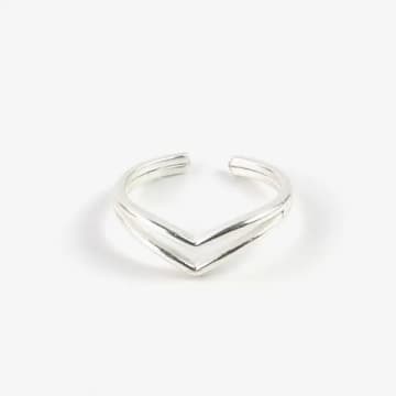 Pineapple Island Wishbone Adjustable Silver Ring In Metallic