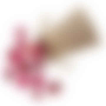 Confettis de pétales de rose rouge