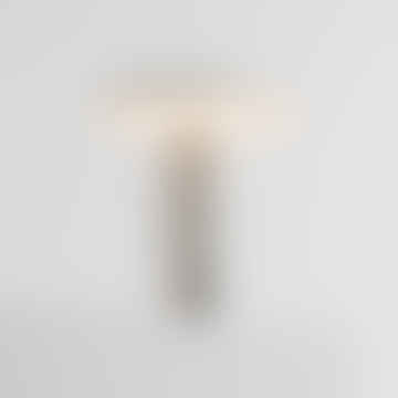 Lámpara blanca barnizada de Takku