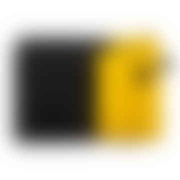 Beutel A4 mit Jet Schwarz und gelbem Inhalt